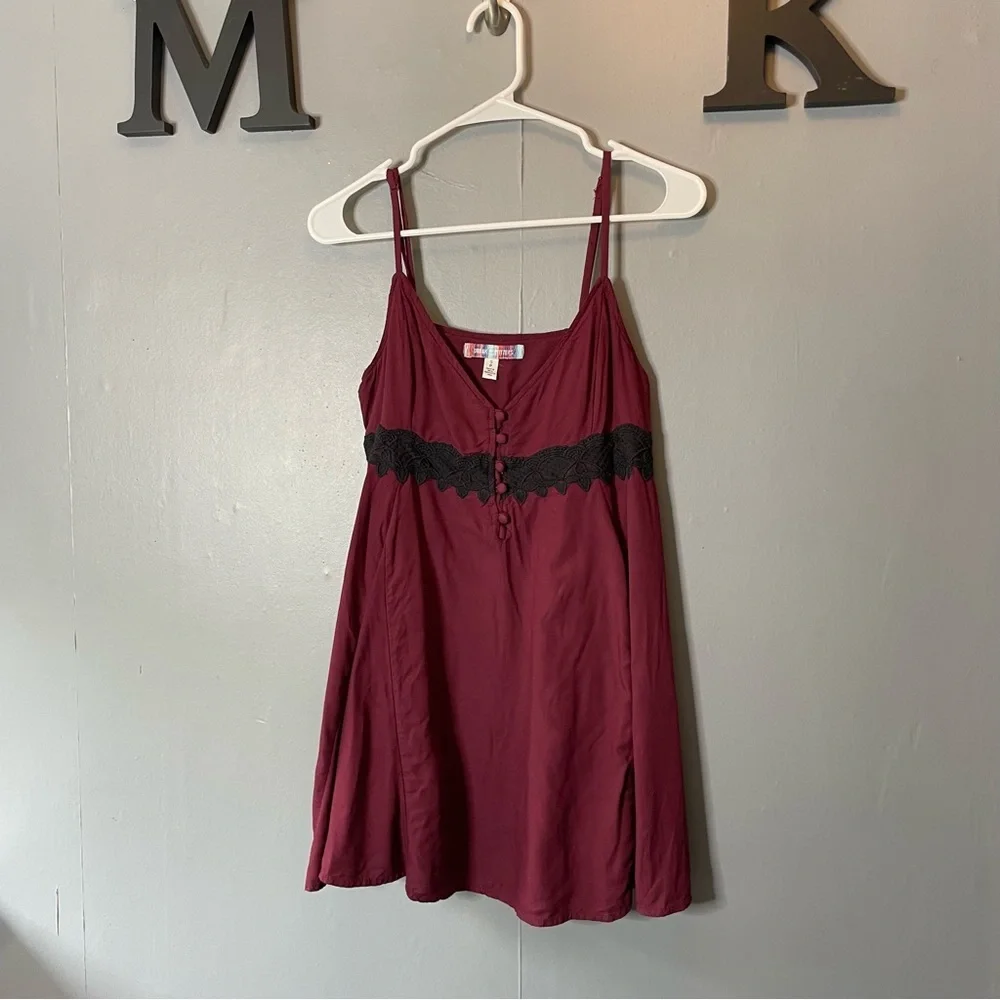 Urban outfitters Burgundy babydoll Dress‎ with Black Lace Detail size small